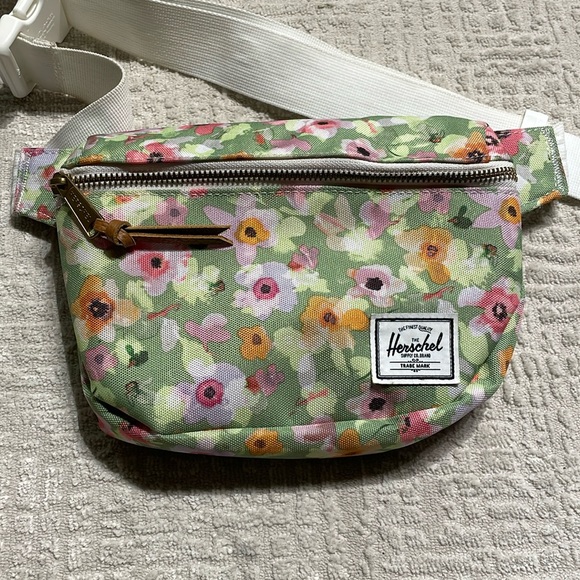 Herschel Supply Company Handbags - Herschel Floral Hip bag / waist bag - Rare